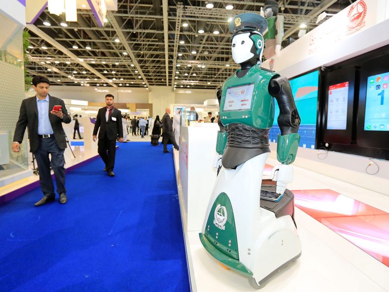 Dubai-Police-Robot